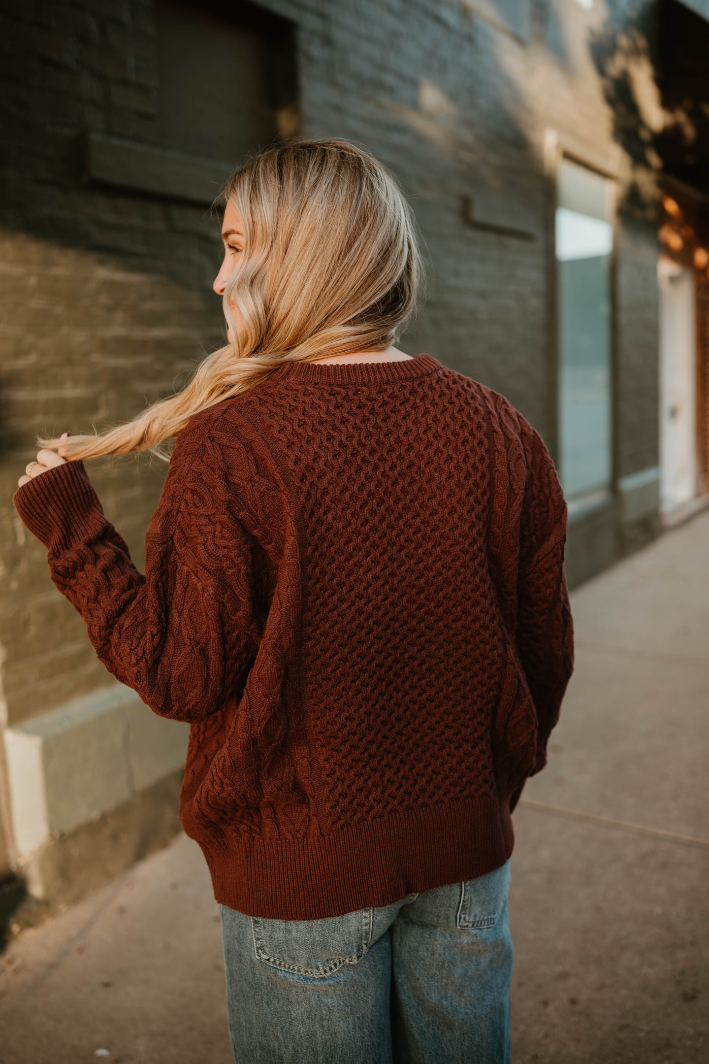 MAROON CABLE KNIT VINTAGE SWEATER